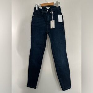 NWT Good American Dark Blue Skinny Jeans